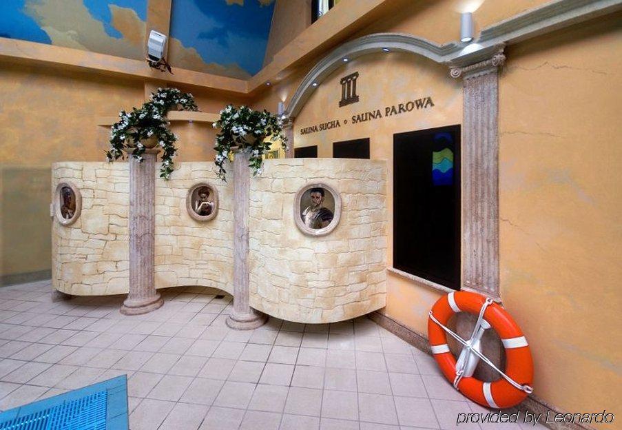 Hotel Bartis Бартошице Интерьер фото